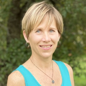 Dr. Jenny Sechler, DC, GNP-C, FNP-C