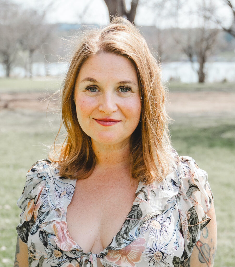 Laura Summers, LPC | Cosmic Heart Counseling
